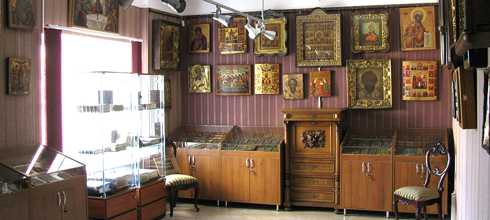 Коллекция икон в галерее «Каляровы шлях» в Орше